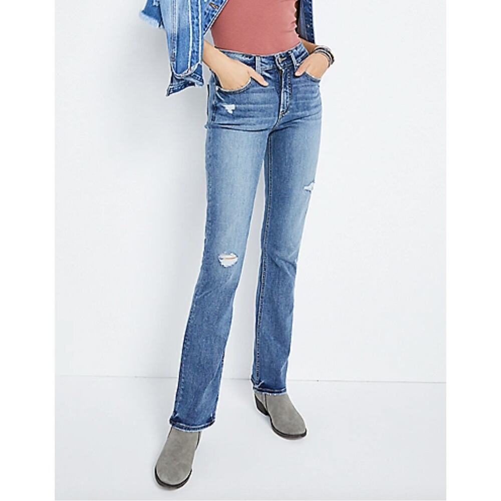 Silver Jeans Avery Curvy Boot High Rise Ripped distressed jeans denim size 28